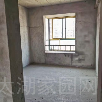 文苑花园 3室2厅 130㎡ 98万带杂物间