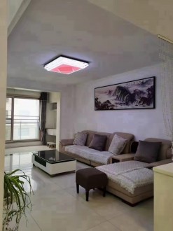 晋湖家园 3室 126㎡  精装修带杂物间 118.8万