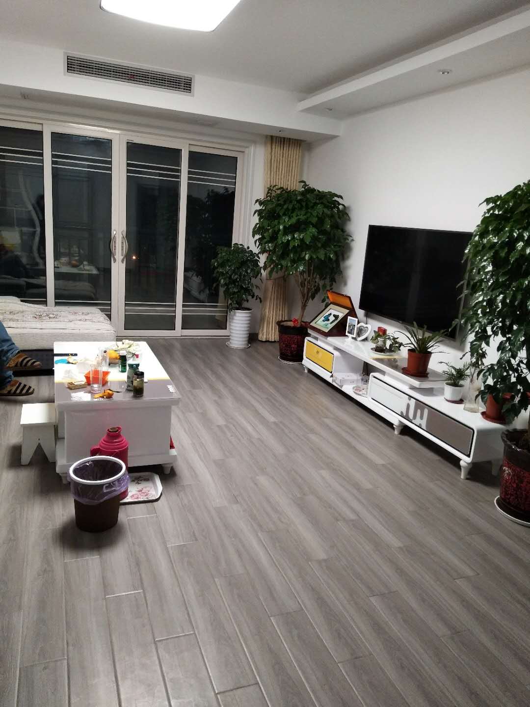 龙城庄园精装修拎包入住