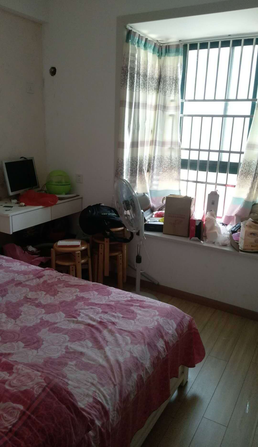 龙城庄园精装带杂物间