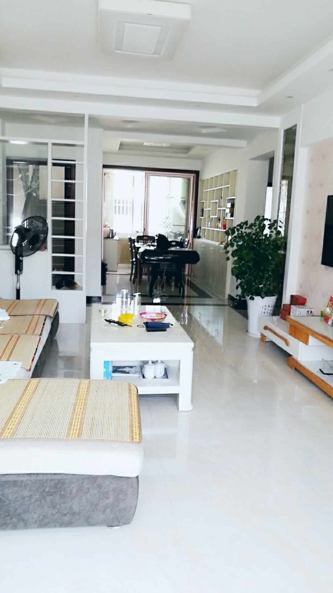 精装单元房带复式