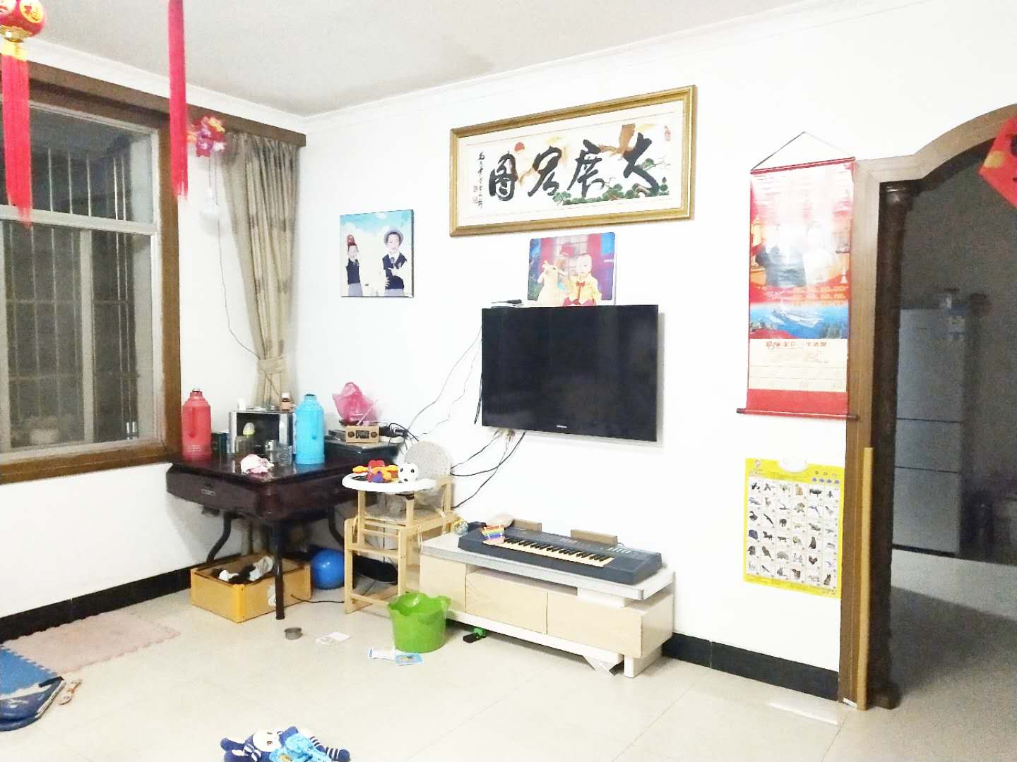 县医院附近三室精装带杂物间