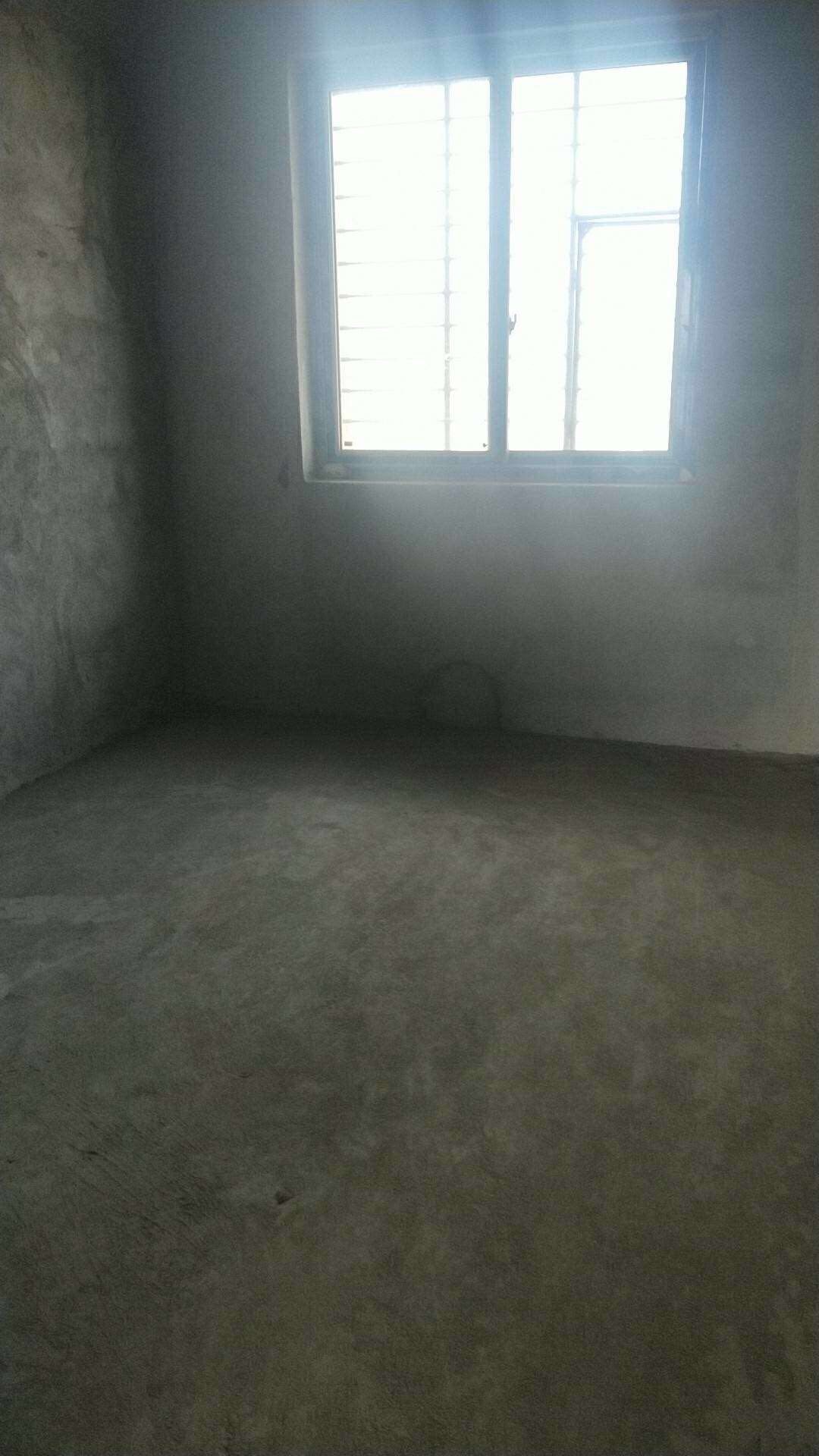晋湖家园中间楼层一梯一户边套三室两厅两卫毛坯好房出售