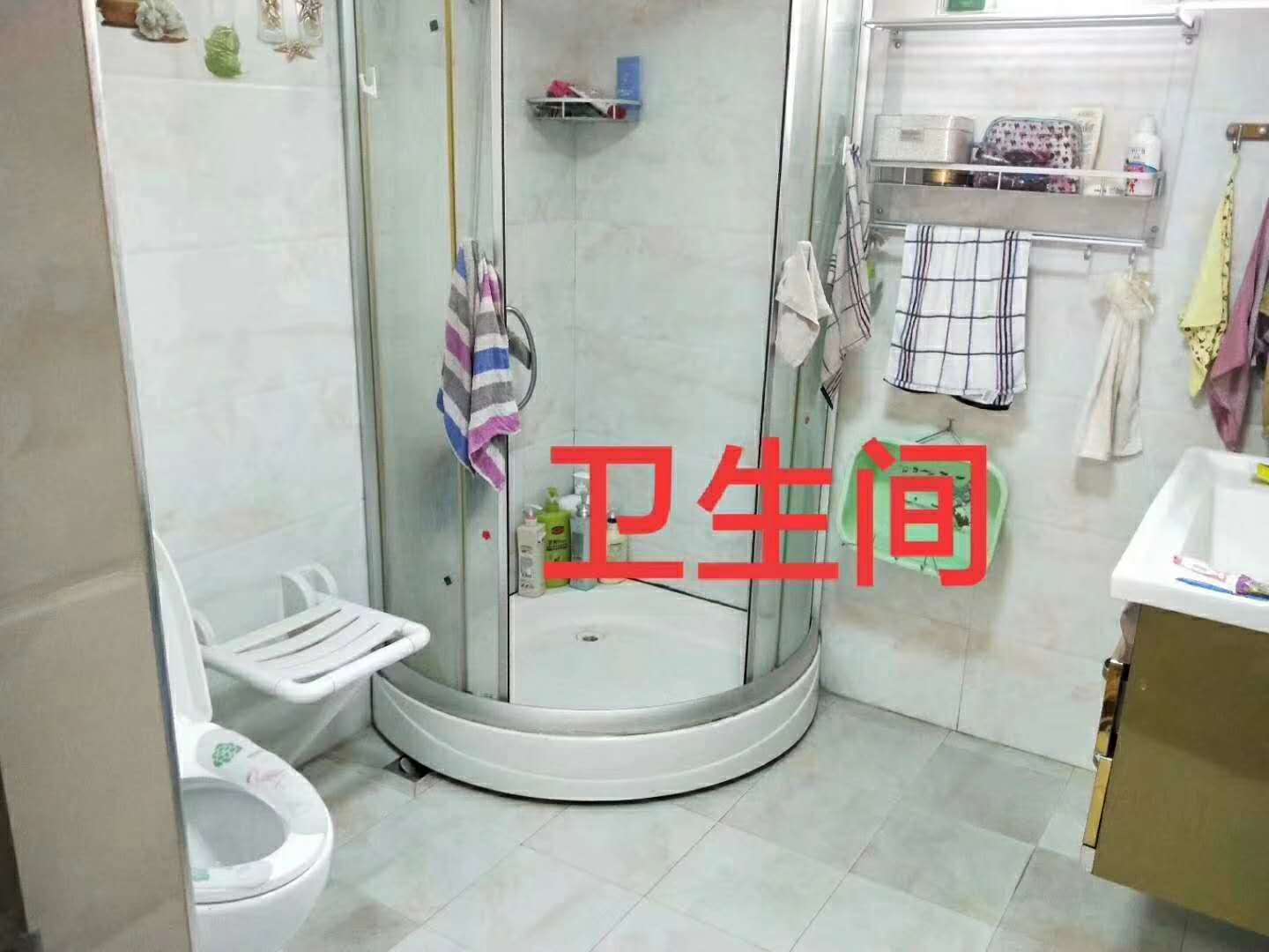 玉龙华府  120㎡ 精装修带杂物间100万元