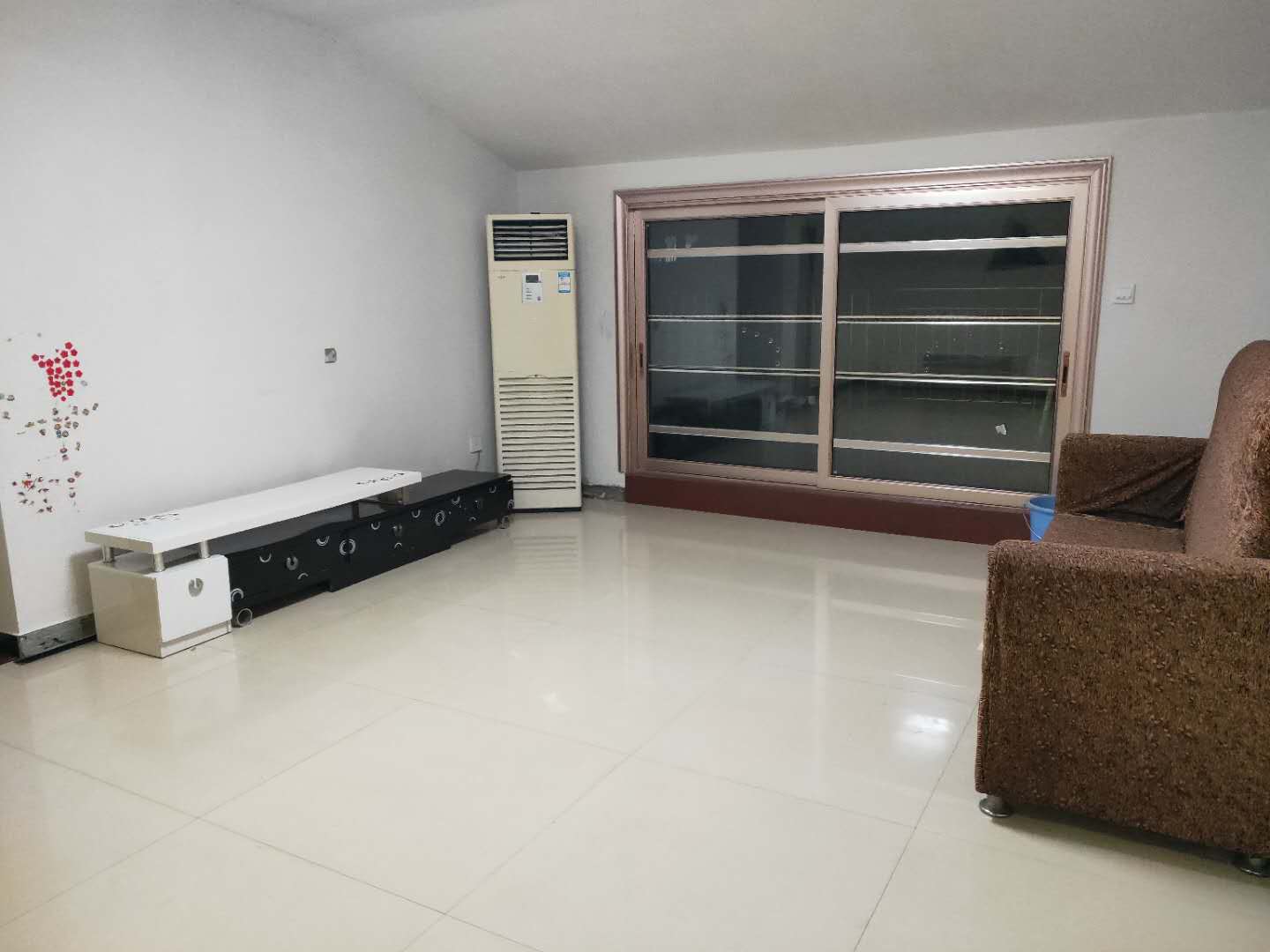 方合小区  90㎡ 1000元/月