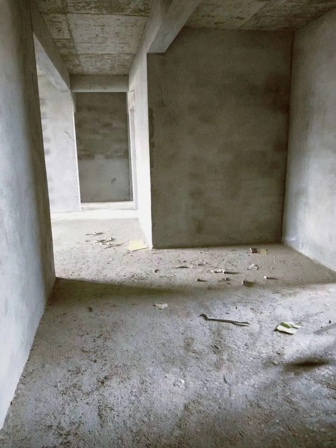 幸福家园  124㎡ 87万元