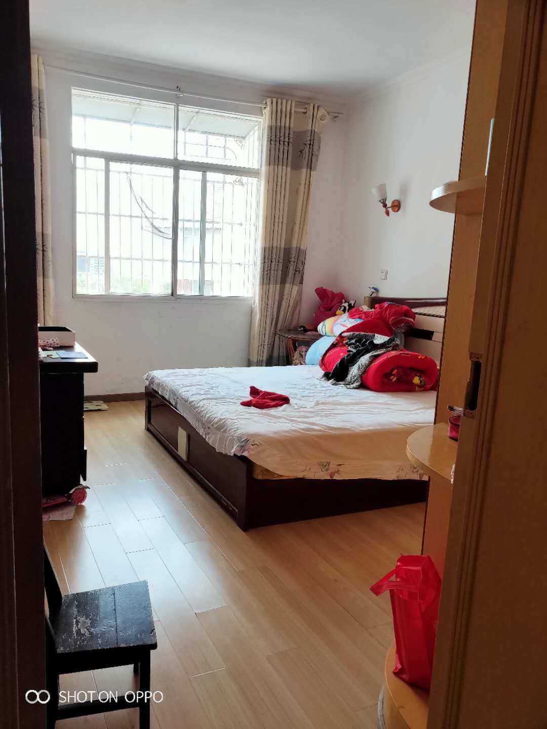 宏泰花园  108㎡ 95万元