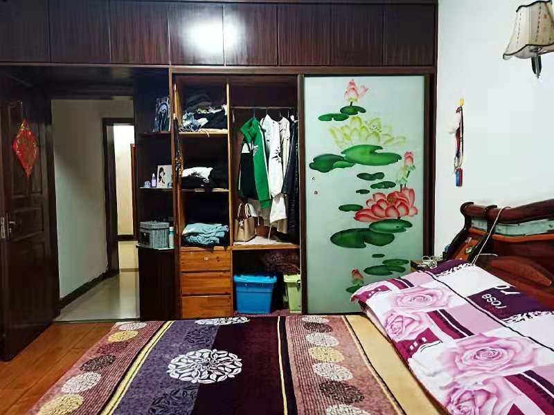 天龙景园  116㎡ 85万元