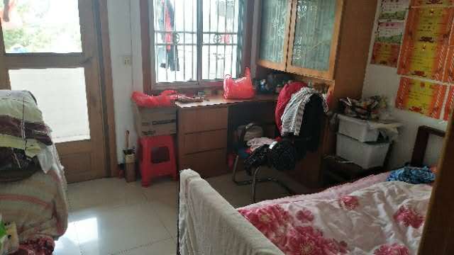 天龙新村 4楼 103㎡精装带车库 78万元