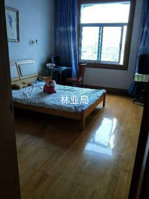 太师附近  91㎡ 68万元精装带杂物间