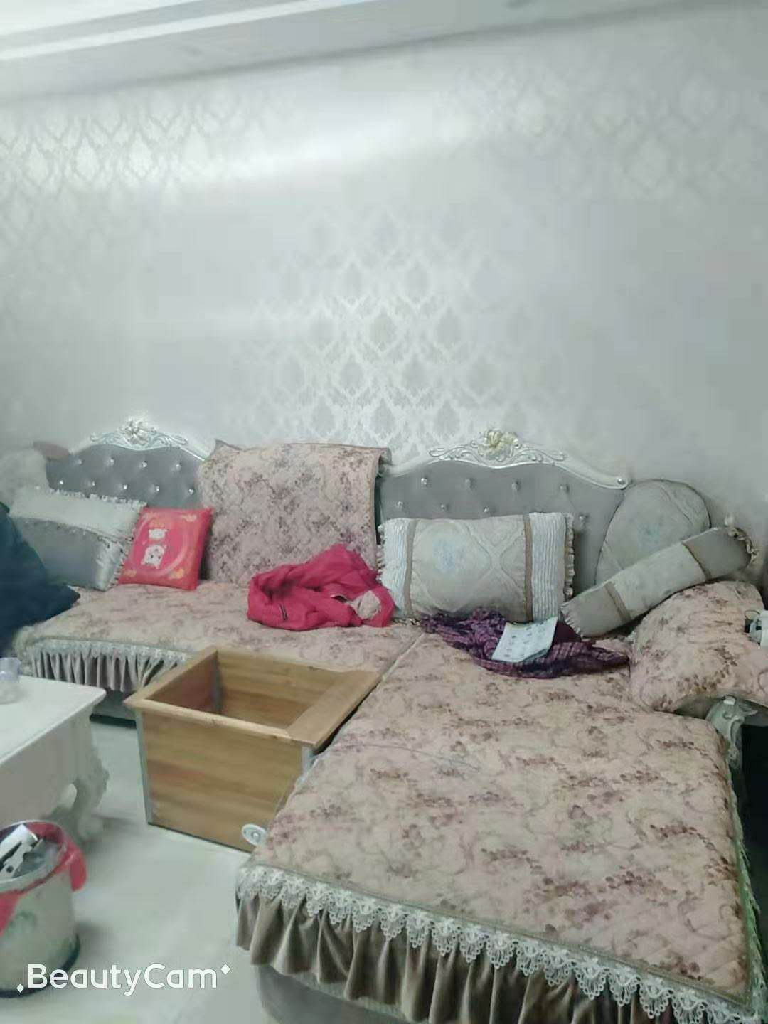 烟雨江南，底层113平方，3室2厅2卫，精装关门卖，南北通透，釆光好，售价95.8万