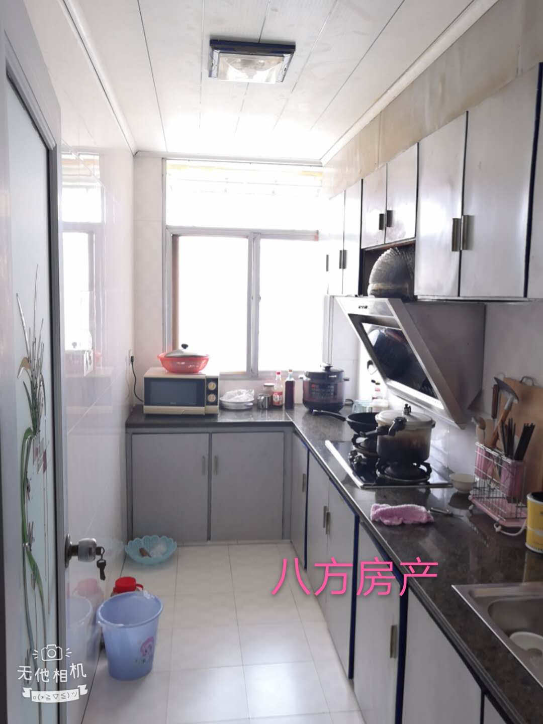 天龙新村  103㎡ 带20平方左右车库，77.8万元