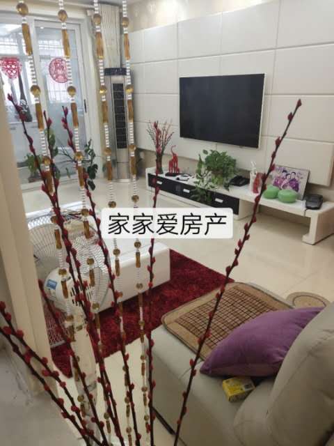 文苑花园  140㎡ 128万元精装带杂物间