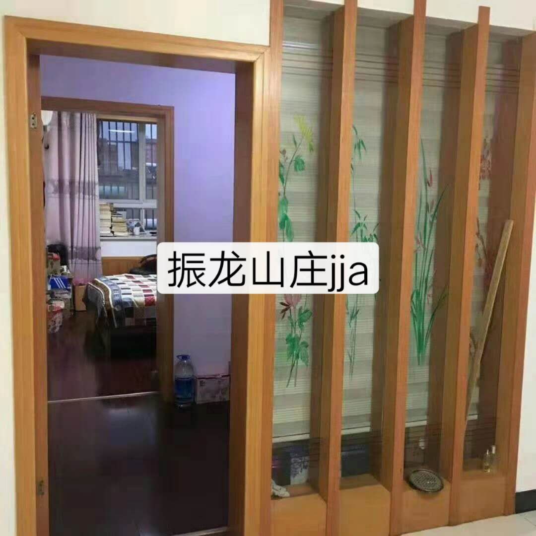 振龙山庄  140㎡ 116万元精装带车库