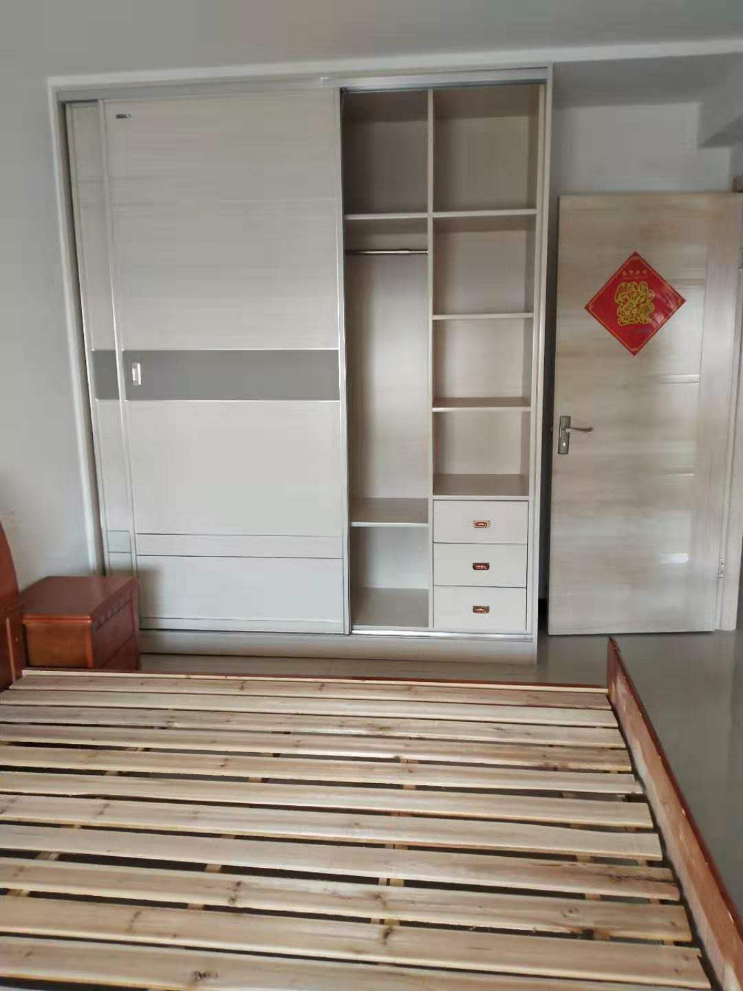 高坦小区  72㎡ 27.8万元