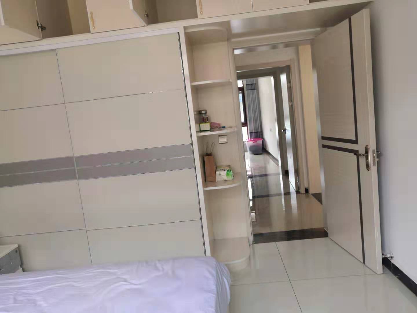 刘羊中学  165㎡ 40万元