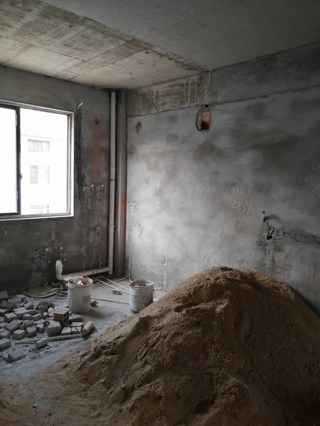 文博园烟雨江南 120平方毛坯房81万出售