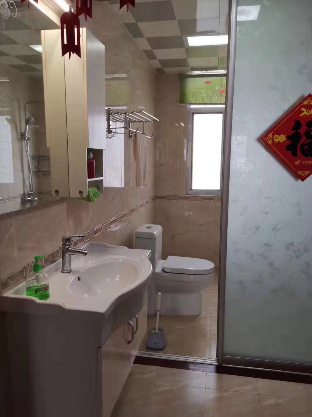 天龙新村  118㎡ 89.8万元