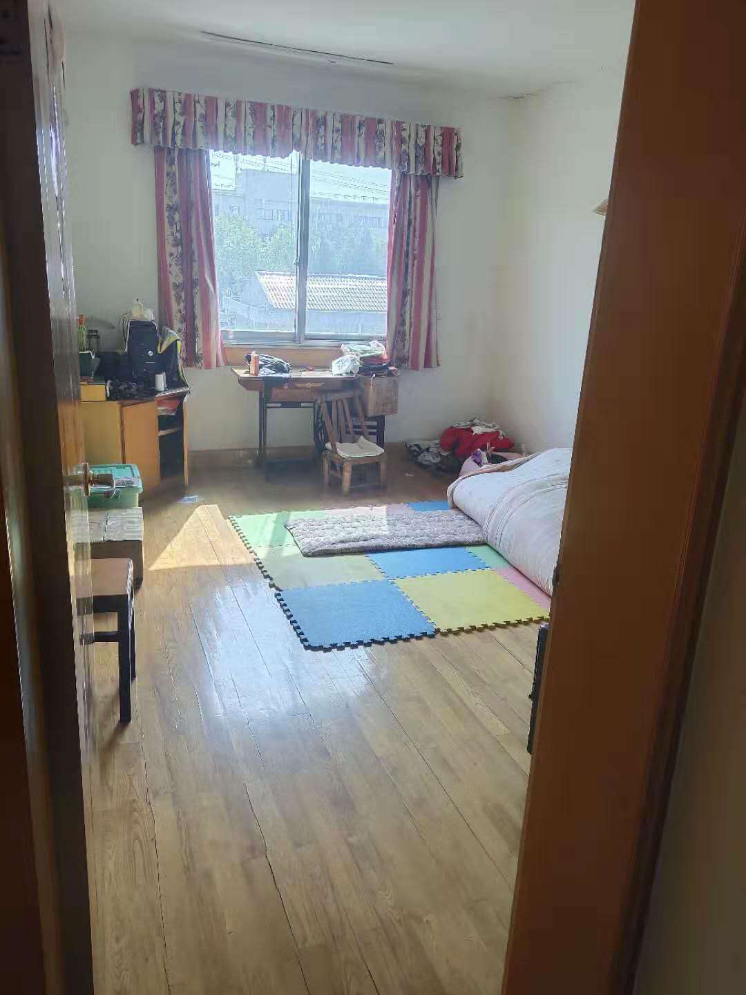 太湖新城菜市场  82㎡ 58万元