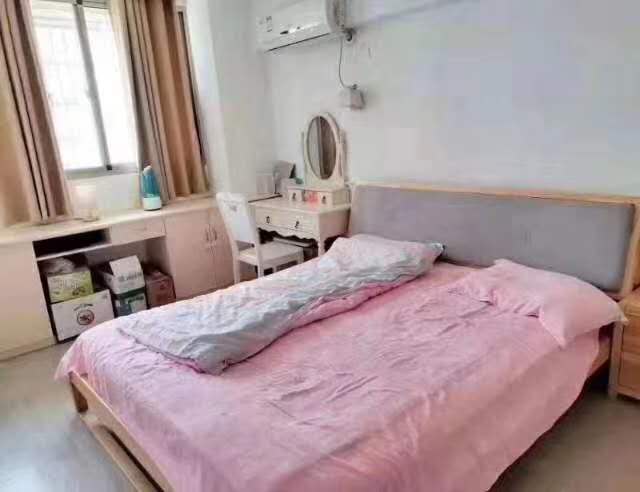 文博园烟雨江南  106㎡ 81万元 带25平米大阳台，首付28万