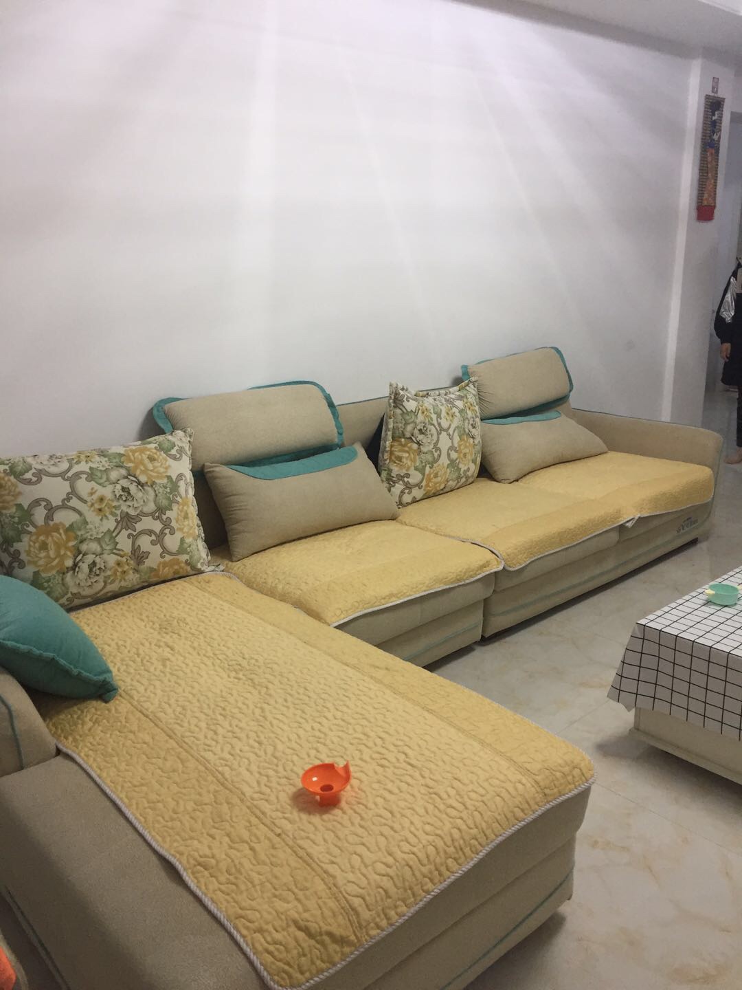 天龙新村  128㎡ 94.8万元