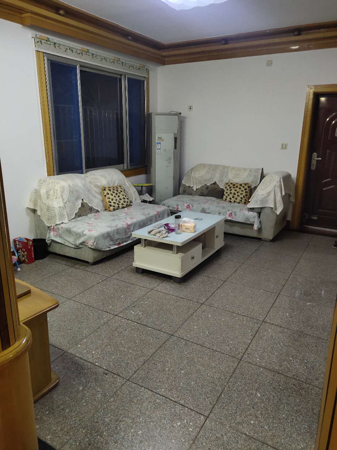 翰林院  90㎡ 68万元精装带杂物间