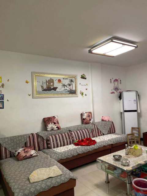 天泰花园6楼137平米精装复式30.8万  137㎡ 30.8万元