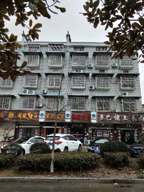 文博园烟雨江南  100㎡ 800元/月