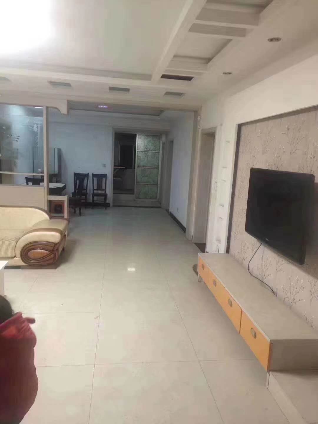天龙景园  132㎡ 89万元