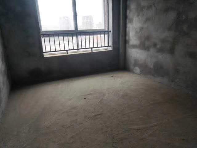 玉龙华府 旁 127㎡ 78.8万元