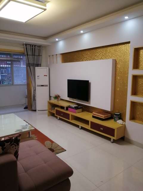 文苑小区  120平方精装修102万出售