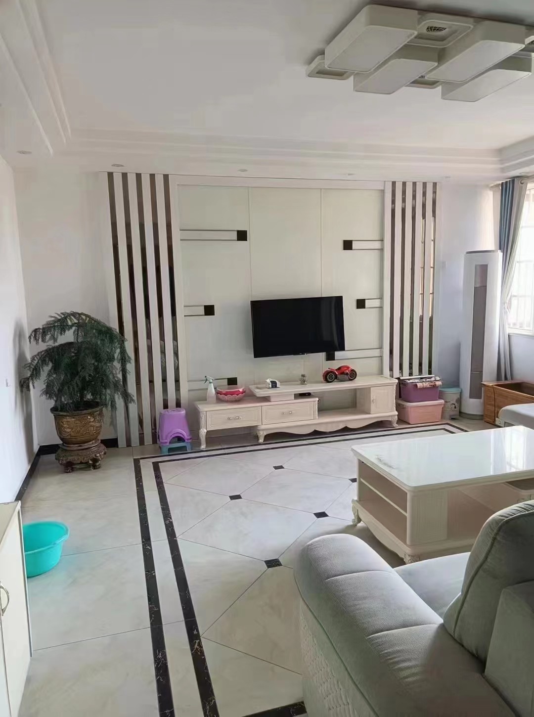 玉龙华府 3室2厅2卫 106㎡ 86万 精装修 车位另算