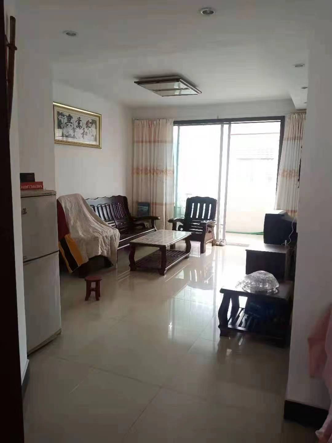 振龙山庄 3室2卫 127㎡ 95万 精装修